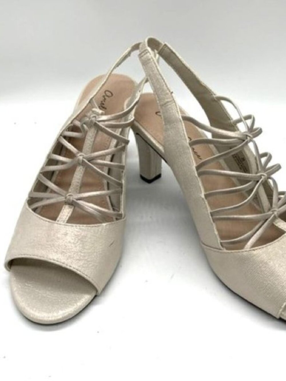 Amelia Grace Light Gold Shimmer Dress High Heel Shoes Size 9